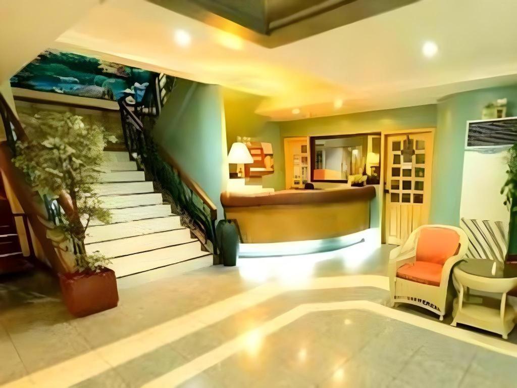 Richmond Plaza Hotel Tabok Eksteriør billede